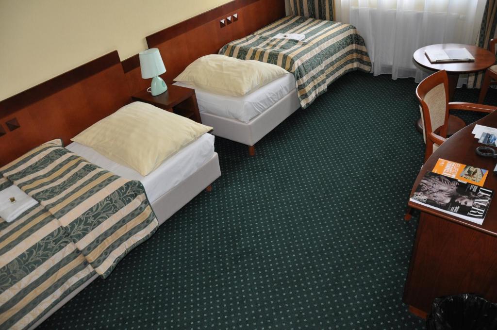 Hotel Terasa Frýdek-Místek Rom bilde